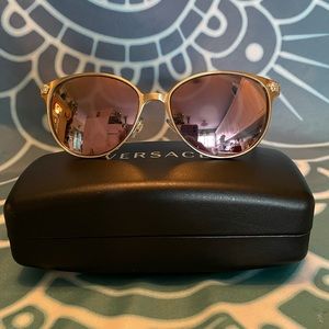 Beautiful Gold Versace aviator sunglasses